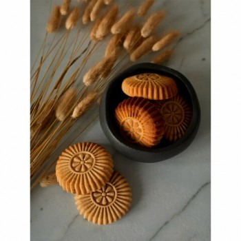 ������� �������� "��������" � �������� �� ������ � �����, ��� ������, 700 � - ������� ������